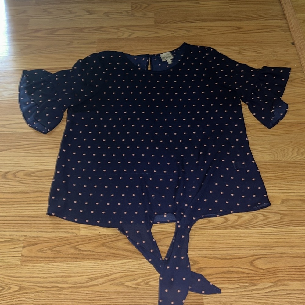 Como Vintage blouse size medium. Navy blue with pink polka dots. Great condition - Picture 2 of 6